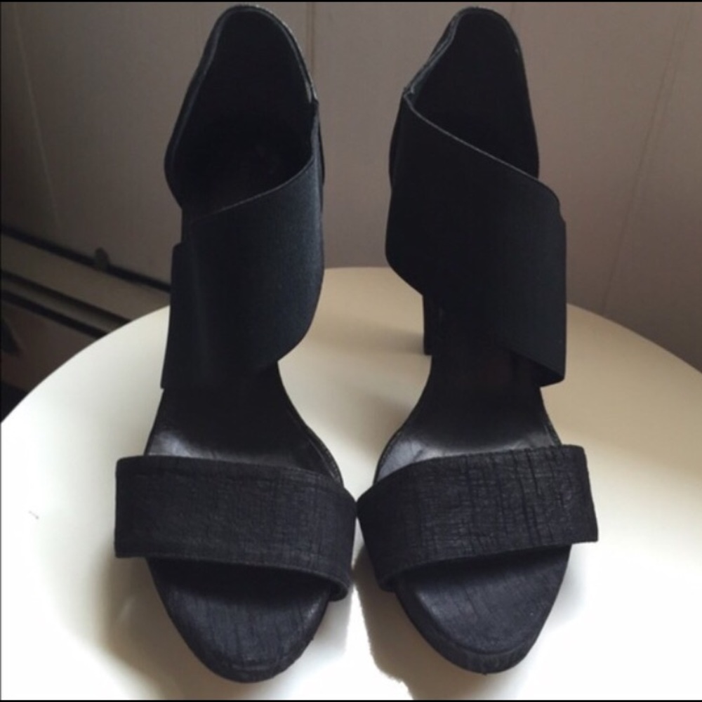 Loeffler Randall heels worn twice